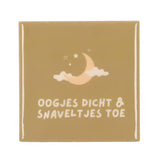 Oogjes dicht & snaveltjes toe